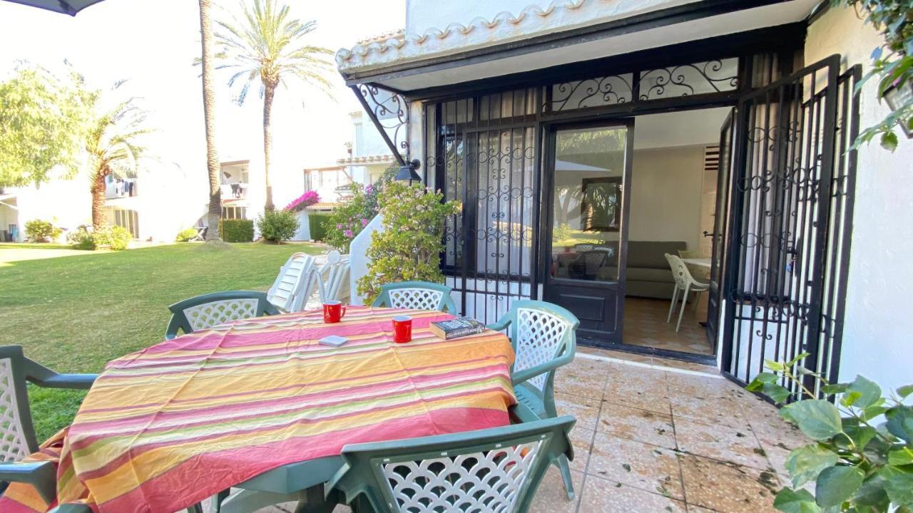 Holiday Park El Conserje Denia Bagian luar foto